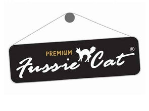 Fussie Cat Food recipes start with meats rich in complete proteins, and tailored the taste based on actual feline feedback with the best nutrition. Barking-dog-bakery-and-feed
