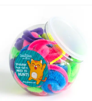 Dezi Roo ping pong cat toy